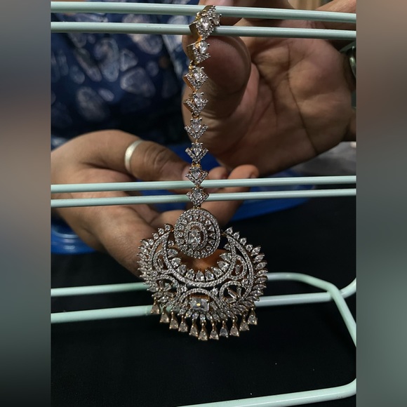 Stone studded Maangtika - Picture 5 of 7